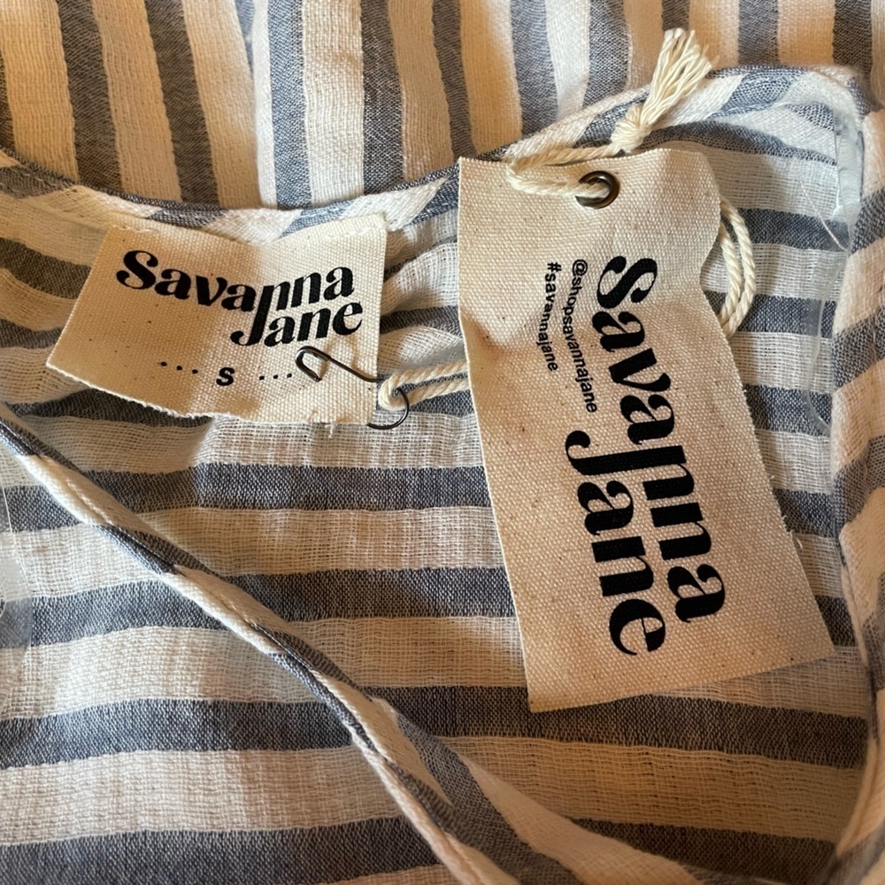 NWT Savanna Jane embroidered top - Picture 5 of 6